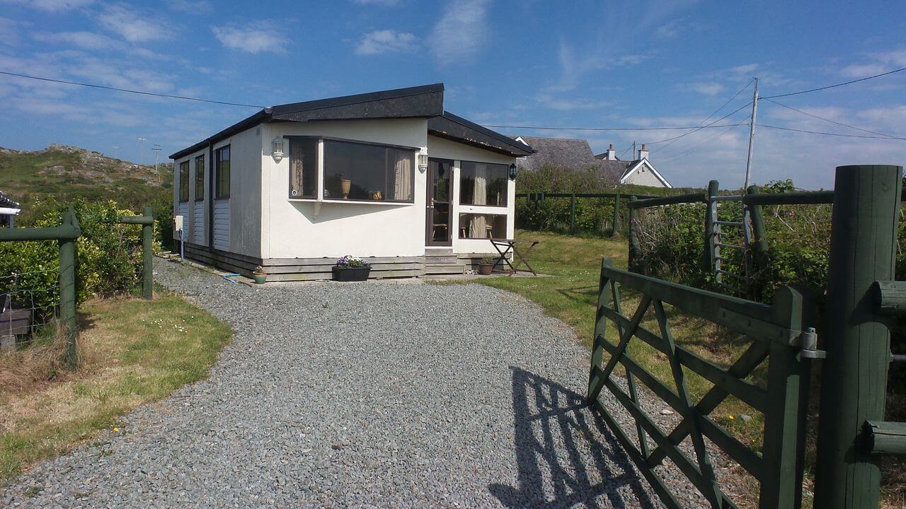 Pet friendly holiday lodge Anglesey