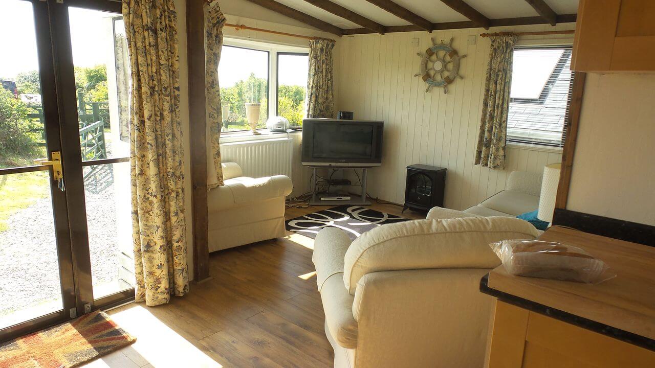 Holiday lodge fully equipped for family holidays in Anglesey